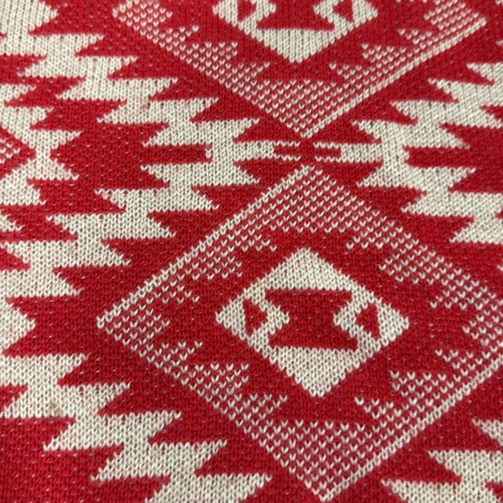 Angie medium Aztec print sweater. - Picture 6 of 6